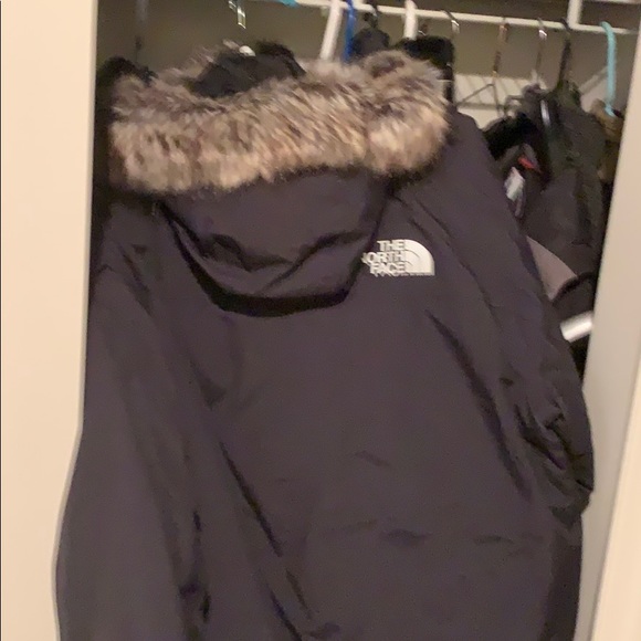 North face jacket. - Picture 3 of 3